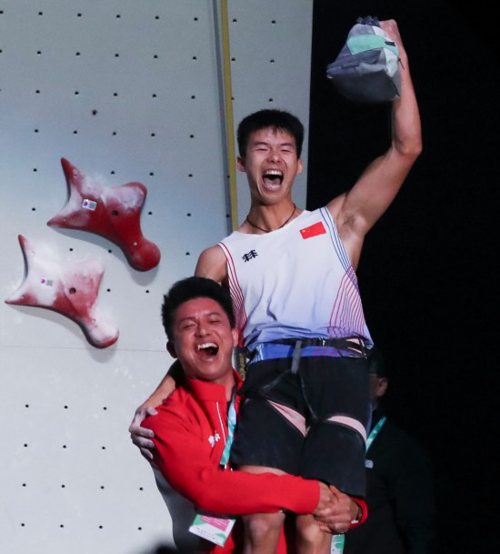 齐鑫后一直 齐鑫后一直