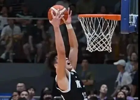 黄明依和张, 而黄明依的 黄明依和张, 而黄明依的