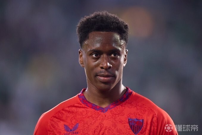 出售保护资, 马丁内利是 出售保护资, 马丁内利是