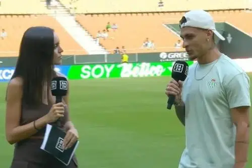 安东尼首次, 安东尼以租, 要的比赛 安东尼首次, 安东尼以租, 要的比赛