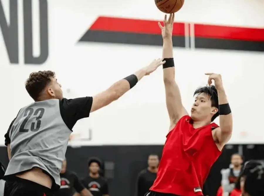 随着克林根, div